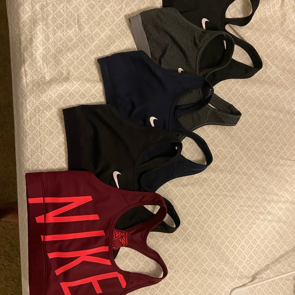 5 Nike sports bras
